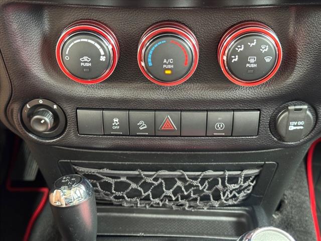 2015 Jeep Wrangler Unlimited Unlimited Sahara