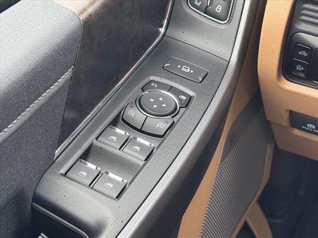2025 Ford F-350 Super Duty Lariat