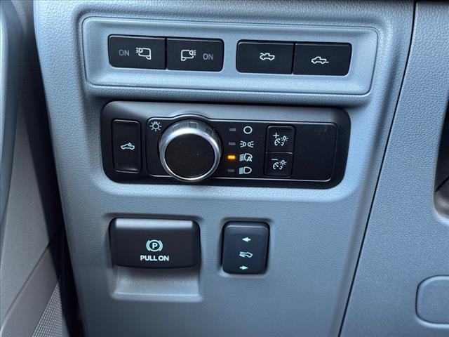 2024 Ford F-150 Lightning Flash