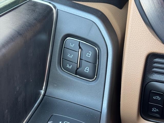 2025 Ford F-250 Super Duty Lariat