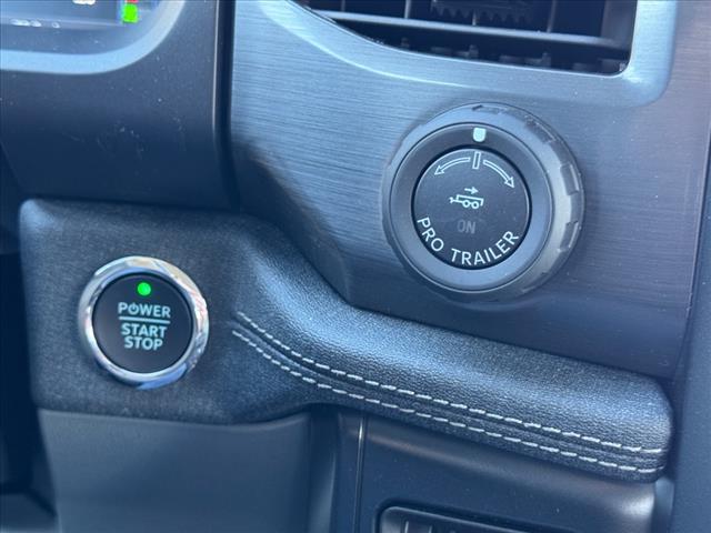 2024 Ford F-150 Lightning Flash