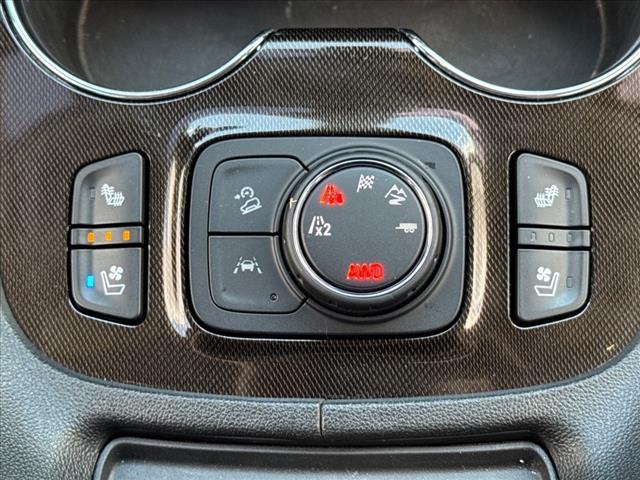2022 GMC Acadia AT4