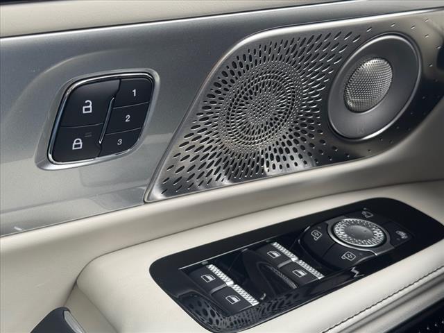 2025 Lincoln Nautilus Black Label