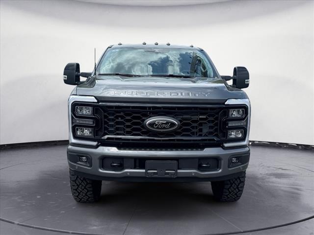 2025 Ford F-250 Super Duty Lariat