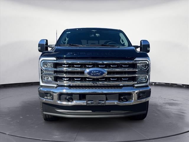 2025 Ford F-350 Super Duty Lariat