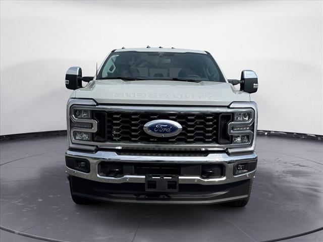 2025 Ford F-350 Super Duty Lariat