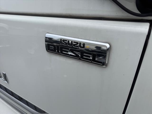 2024 Isuzu NPR 176 AT