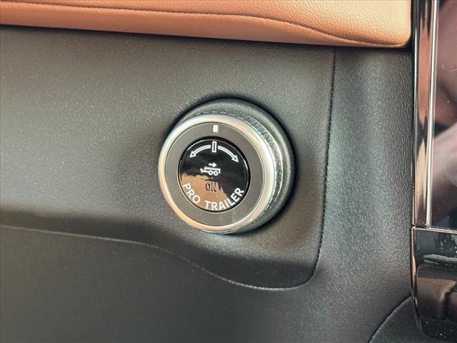 2025 Lincoln Navigator L Reserve