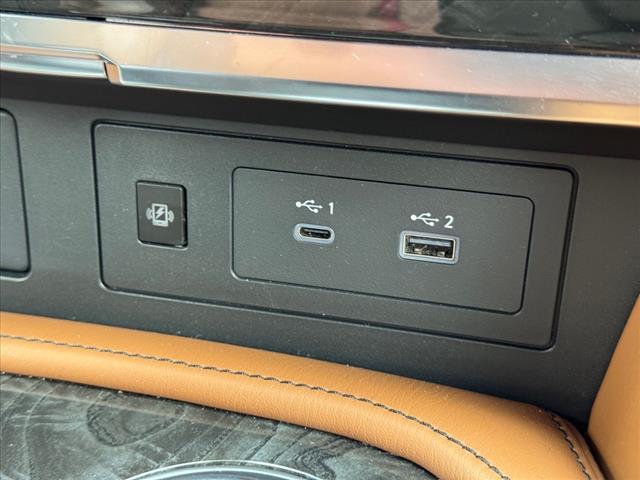 2024 INFINITI QX80 Sensory