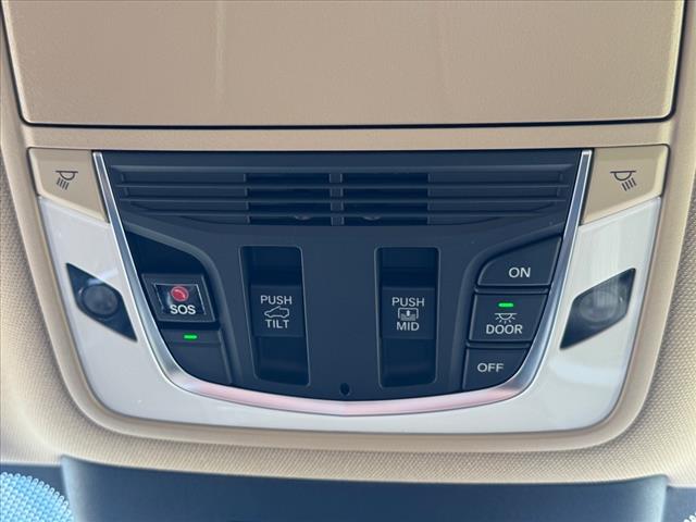 2025 Acura MDX w/Tech