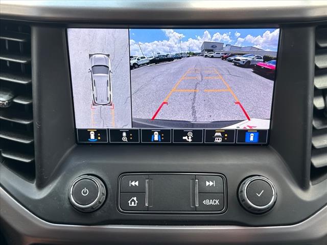 2022 GMC Acadia AT4