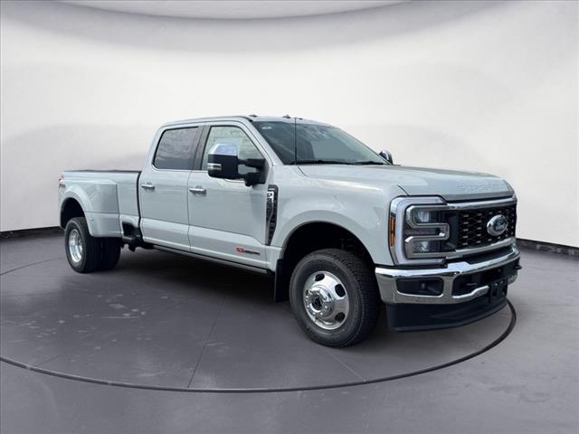 2025 Ford F-350 Super Duty Lariat