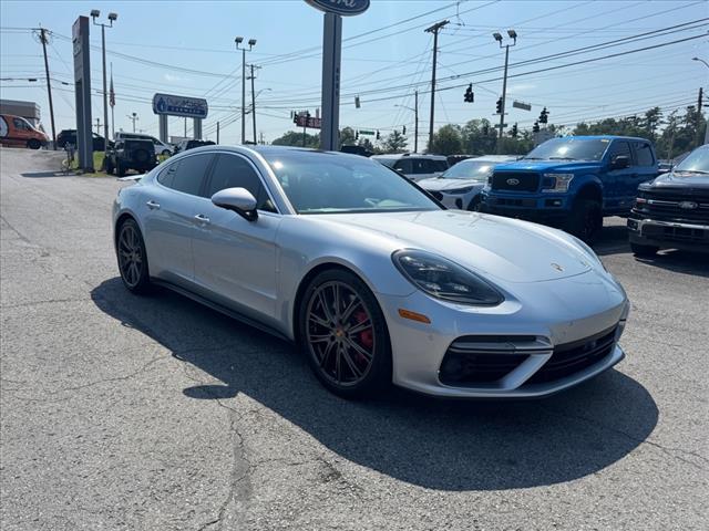2018 Porsche Panamera Turbo