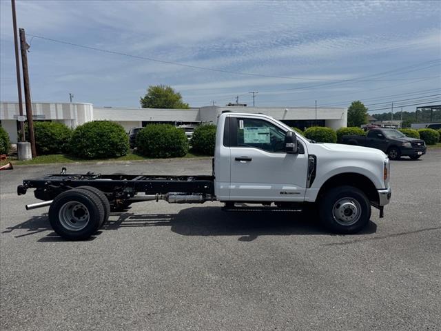 2025 Ford F-350 Super Duty XL
