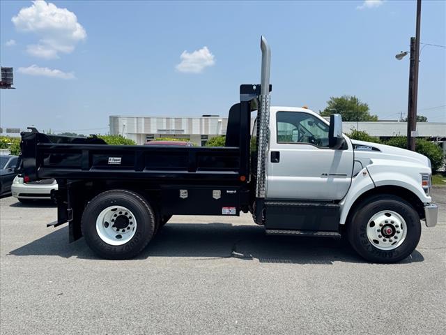 2025 Ford F-650SD Base