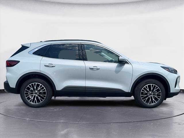 2025 Ford Escape Plug-In Hybrid PHEV