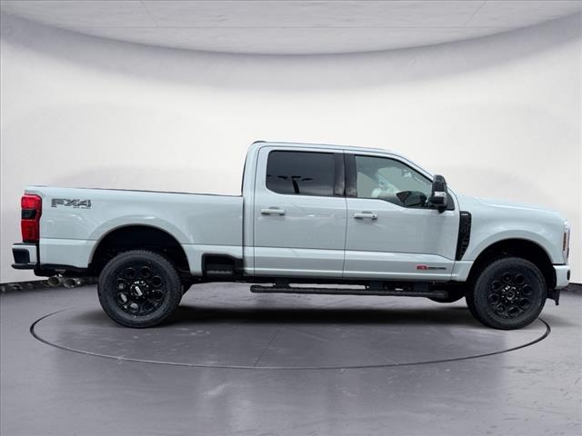 2025 Ford F-350 Super Duty Lariat