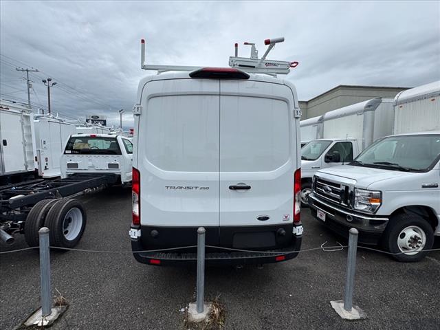 2024 Ford Transit 250