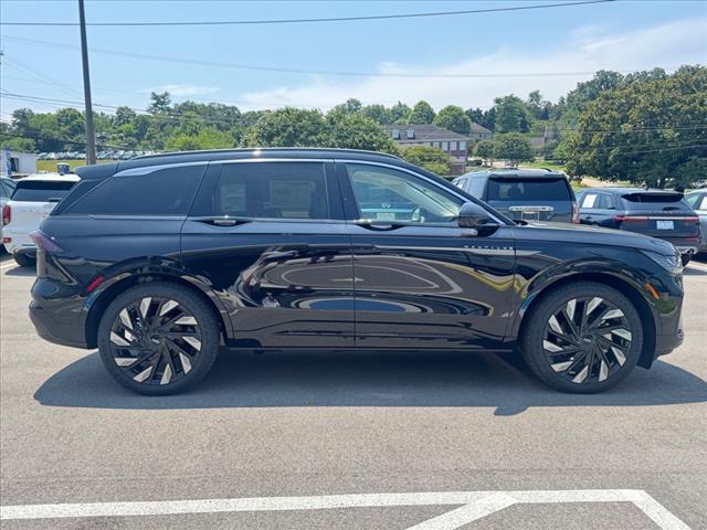 2025 Lincoln Nautilus Hybrid Reserve