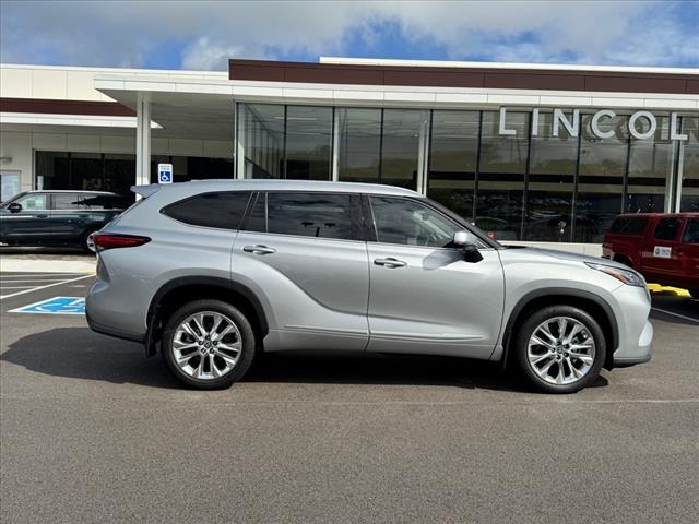 2023 Toyota Highlander XSE