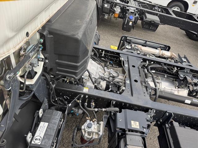 2024 Isuzu NPR 176 AT