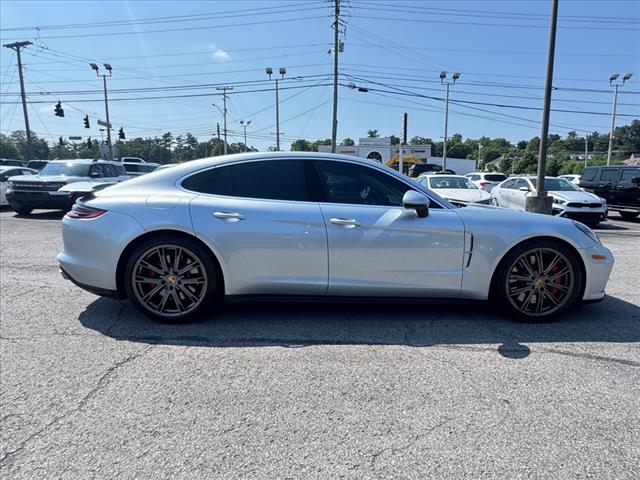 2018 Porsche Panamera Turbo