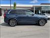 2021 Volvo XC90 T6 Momentum 6-Passenger