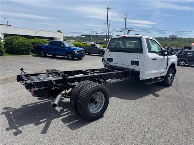 2025 Ford F-350 Super Duty XL