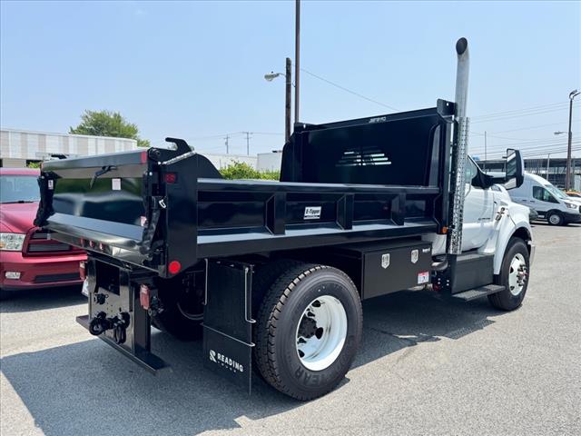 2025 Ford F-650SD Base