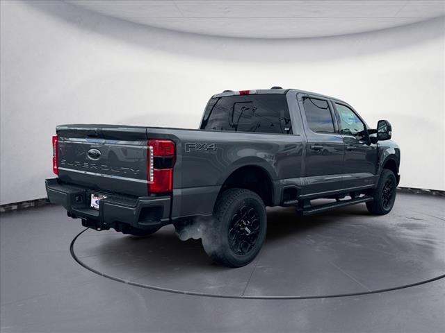 2025 Ford F-350 Super Duty Lariat