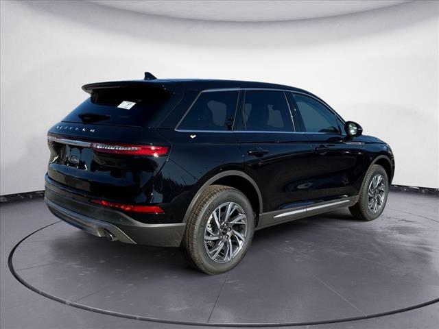 2025 Lincoln Corsair Premiere