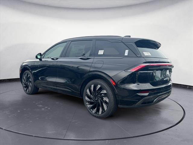 2025 Lincoln Nautilus Reserve