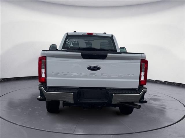 2025 Ford F-250 Super Duty XL