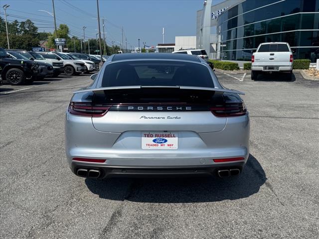 2018 Porsche Panamera Turbo