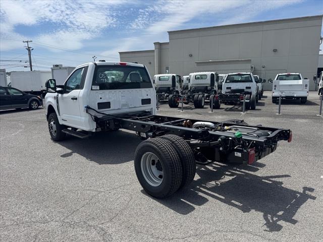 2025 Ford F-350 Super Duty XL