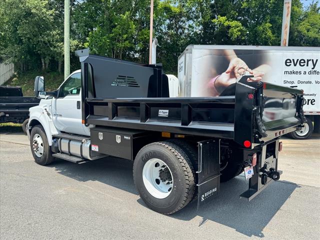 2025 Ford F-650SD Base