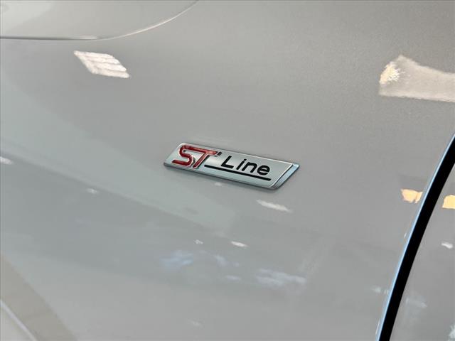 2025 Ford Escape Hybrid ST-Line Elite