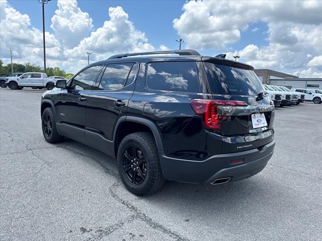 2022 GMC Acadia AT4