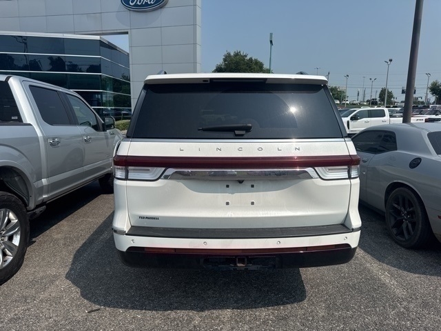 2022 Lincoln Navigator L Reserve