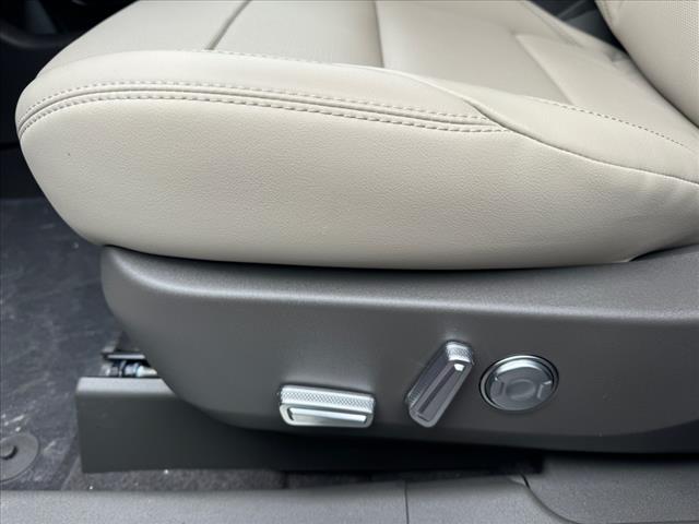 2025 Lincoln Nautilus Hybrid Reserve