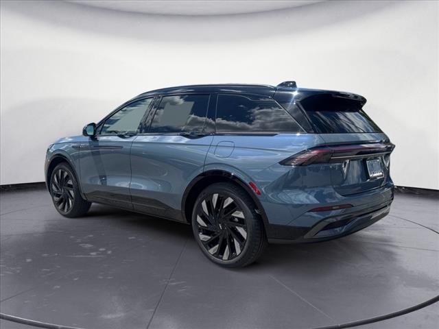 2025 Lincoln Nautilus Reserve