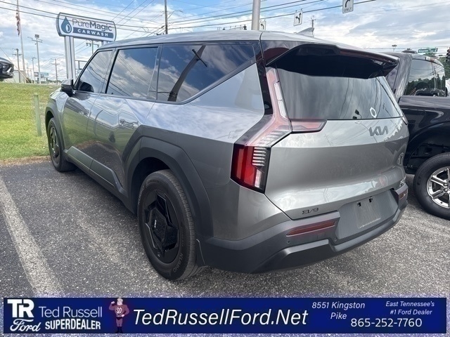 2024 Kia EV9 Light Long Range