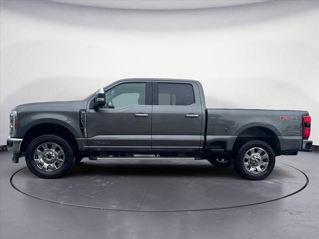 2025 Ford F-350 Super Duty Lariat