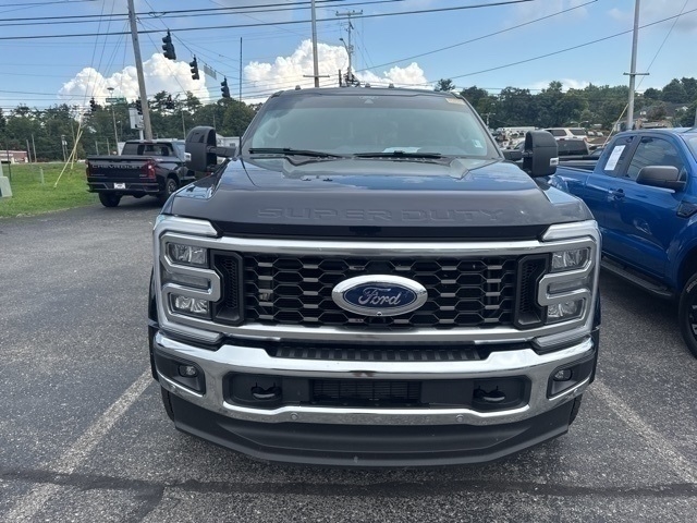 2025 Ford F-450 Super Duty Lariat