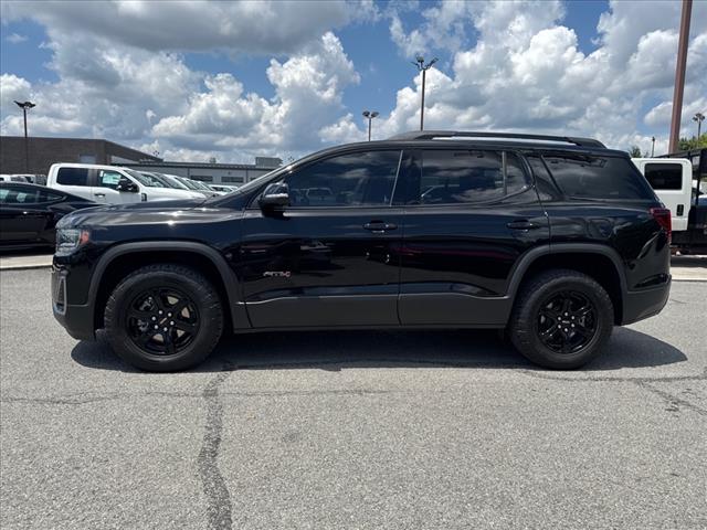 2022 GMC Acadia AT4