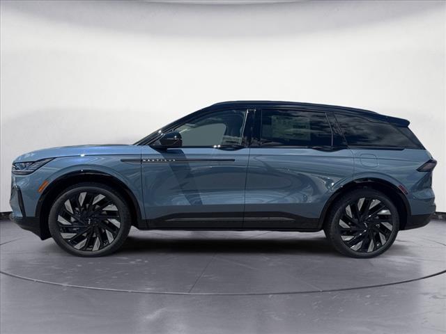 2025 Lincoln Nautilus Reserve
