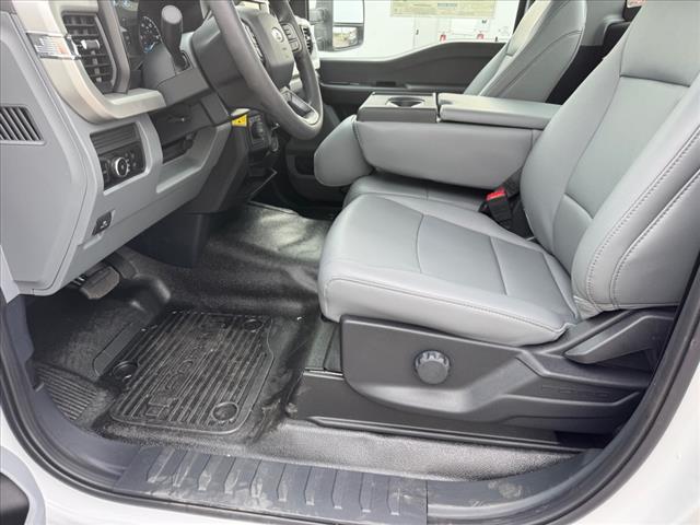 2025 Ford F-450SD XL DRW