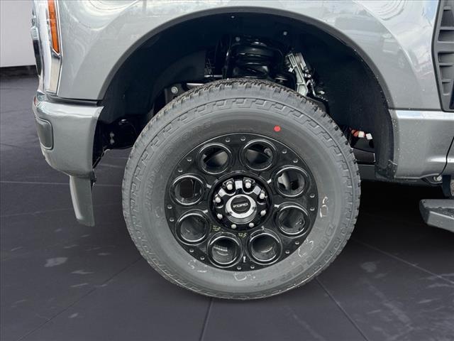 2025 Ford F-350 Super Duty Lariat