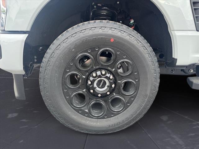 2025 Ford F-350 Super Duty Lariat
