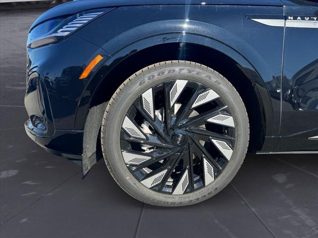 2025 Lincoln Nautilus Hybrid Reserve